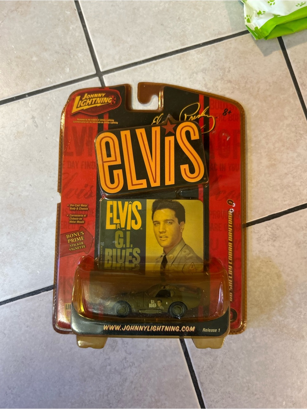 x3 Limited Edition Johnny Lightning Elvis Collectible Die-Cast Car Collection - Picture 3 of 11